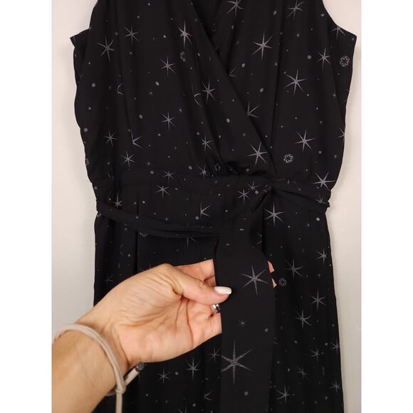 Star Wars NWT Rogue One Sleeveless Belted Jumpsuit Black Galaxy Print Size XL - Picture 12 of 13